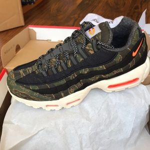 Nike x Carhartt air max 95. Brand new in box